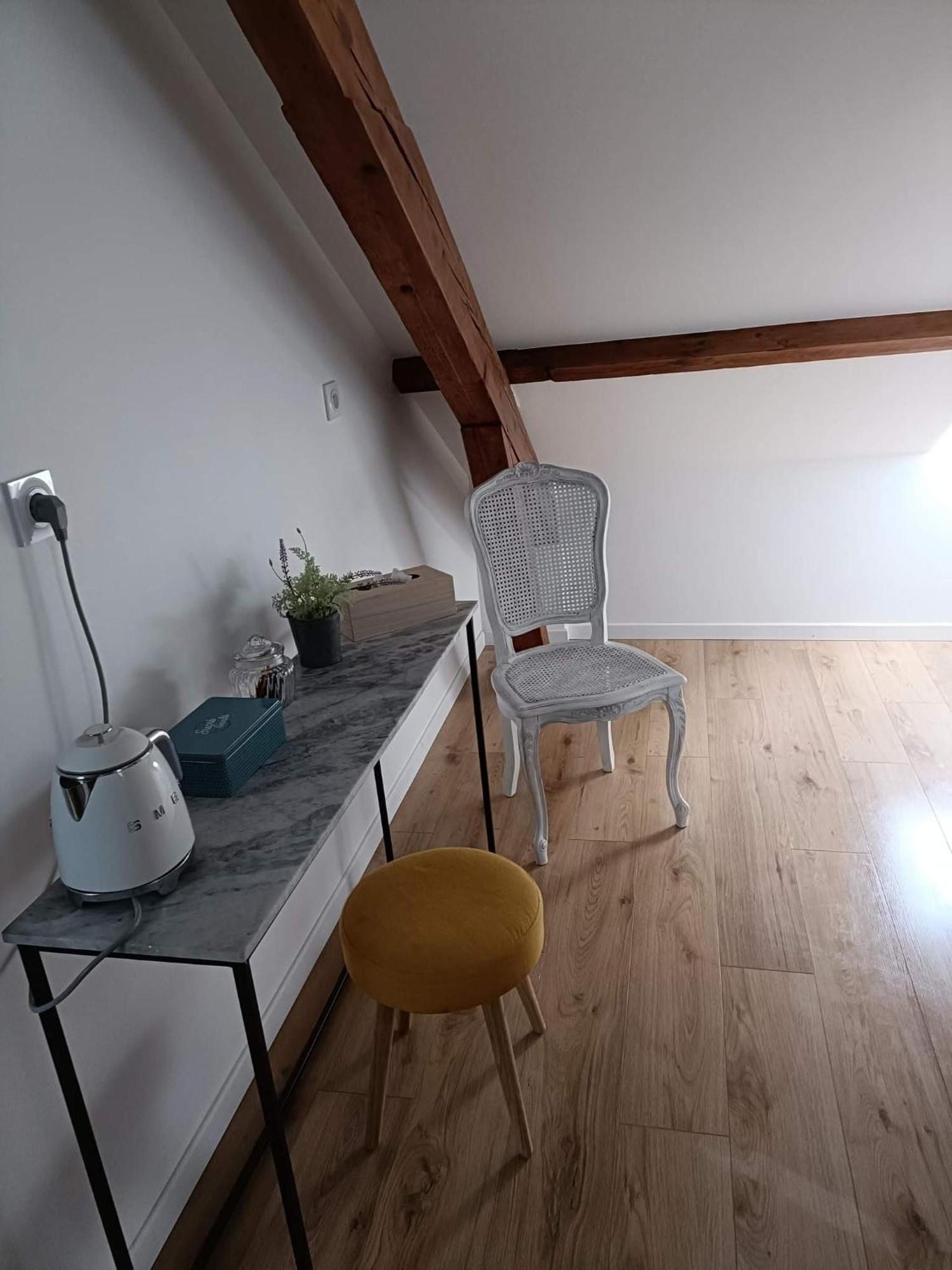 Nid De Charme Pour Soiree Romantique Dijon Exterior foto